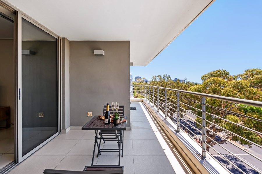 2 Bedroom Property for Sale in Green Point Western Cape